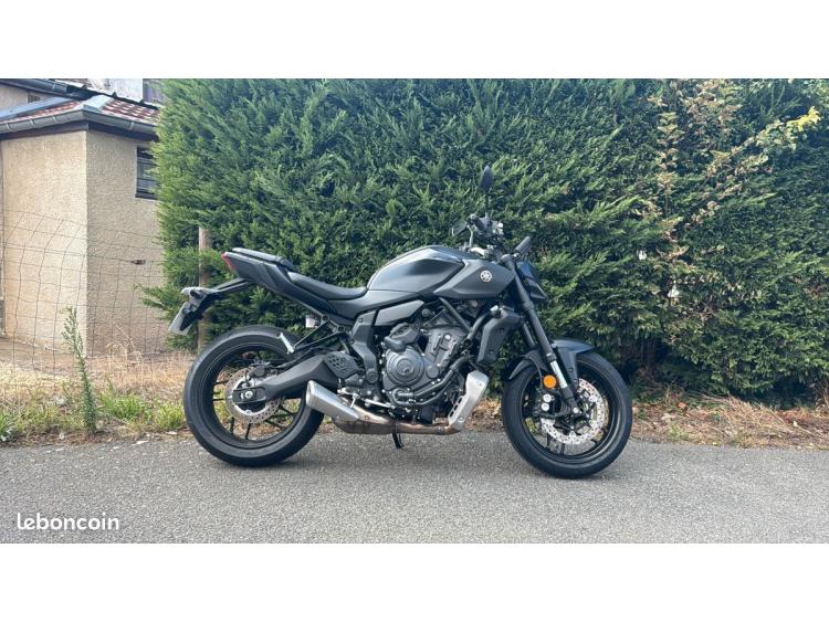 YAMAHA MT-07 Y-AMT