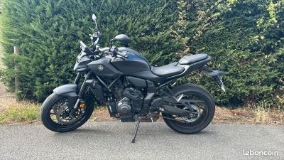 YAMAHA MT-07 Y-AMT