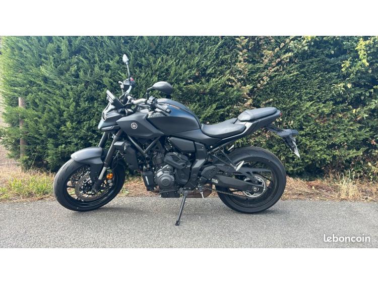 YAMAHA MT-07 Y-AMT