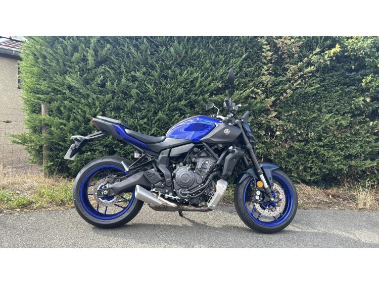 YAMAHA MT-07