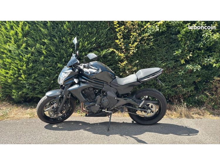 KAWASAKI ER-6