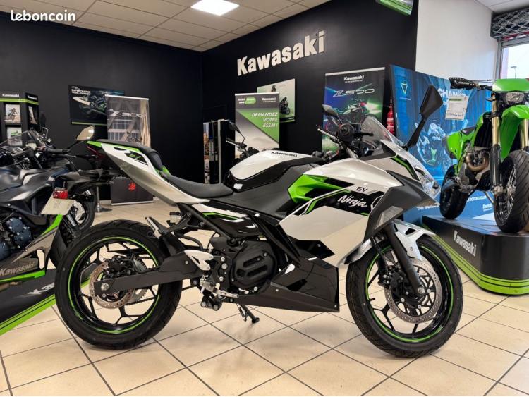 Kawasaki Ninja E-1 2024