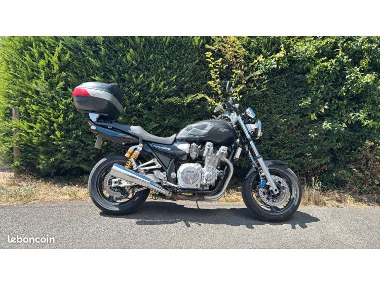 YAMAHA XJR 1300